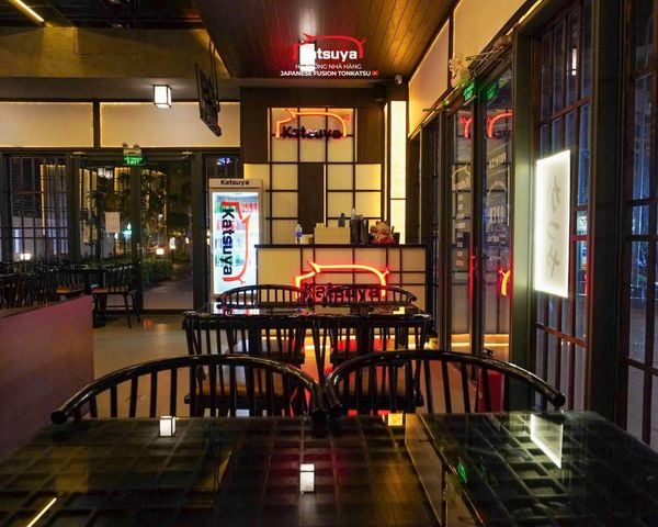 Loa nhà hàng phát nhạc nền tự động cho Katsuya The Sun Avenue, Thủ Đức, loa được thiết kế riêng cho quán, bật lớn không tạp âm, miễn phí công lắp đặt, bảo hành dài hạn 5 năm