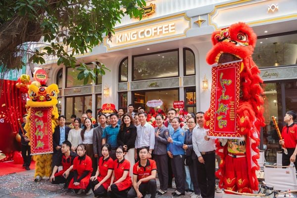 Goldsound Audio lắp đặt hệ thống âm thanh cho KING COFFEE - GA HAI PHONG,  loa được thiết kế riêng cho quán, bật lớn không tạp âm, miễn phí công lắp đặt, bảo hành dài hạn 5 năm