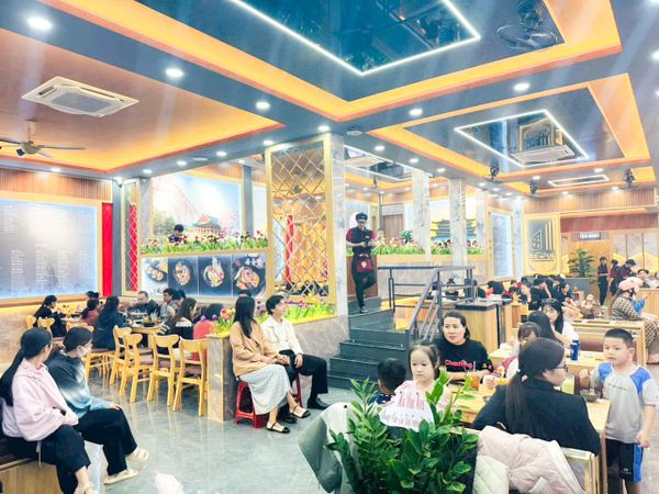 Loa nhà hàng phát nhạc nền tự động cho Mì Cay SEOUL Kiến Đức, Lâm Đồng, loa được thiết kế riêng cho quán, bật lớn không tạp âm, miễn phí công lắp đặt, bảo hành dài hạn 5 năm