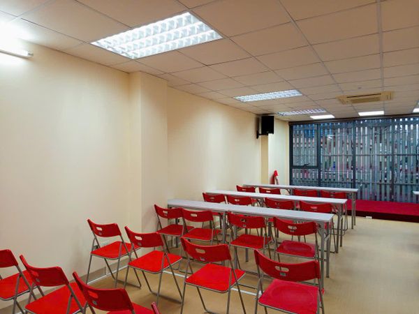 Loa hội trường sân khấu cho Thiên Khôi Coffee, TP Hà Nội, loa được thiết kế riêng cho quán, bật lớn không tạp âm, miễn phí công lắp đặt, bảo hành dài hạn 5 năm