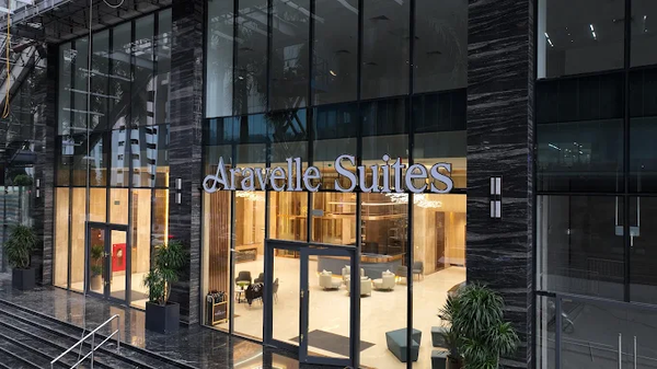 Loa không dây phát nhạc nền tự động Goldsound cho khách sạn Aravelle Suites, Hà Nội, loa được thiết kế riêng cho quán, bật lớn không tạp âm, miễn phí công lắp đặt, bảo hành dài hạn 5 năm