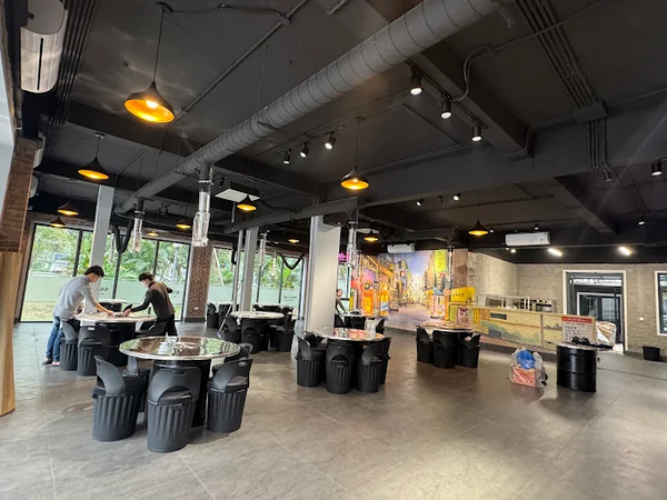 Loa treo tường phát nhạc nền cho Nhà hàng Hàn Quốc Samwon, Hưng Yên, loa được thiết kế riêng cho quán, bật lớn không tạp âm, miễn phí công lắp đặt, bảo hành dài hạn 5 năm