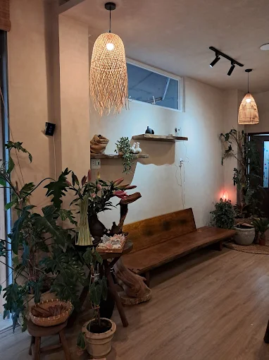 Loa âm trần phát nhạc nền cho Lạc Yên Healing Spa, Quận 3, loa được thiết kế riêng cho quán, bật lớn không tạp âm, miễn phí công lắp đặt, bảo hành dài hạn 5 năm