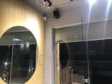 Loa phát nhạc nền tự động cho moment.film, Hà Nội, loa được thiết kế riêng cho quán, bật lớn không tạp âm, miễn phí công lắp đặt, bảo hành dài hạn 5 năm