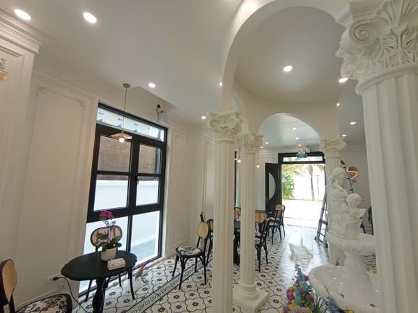 Loa quán cafe, phát nhạc nền tự động cho Muzili Coffee, loa được thiết kế riêng cho quán, bật lớn không tạp âm, miễn phí công lắp đặt, bảo hành dài hạn 5 năm