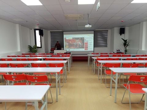 Loa hội trường sân khấu, loa âm trần cho Thiên Khôi Group Giải Phóng, TP Hà Nội, loa được thiết kế riêng cho quán, bật lớn không tạp âm, miễn phí công lắp đặt, bảo hành dài hạn 5 năm