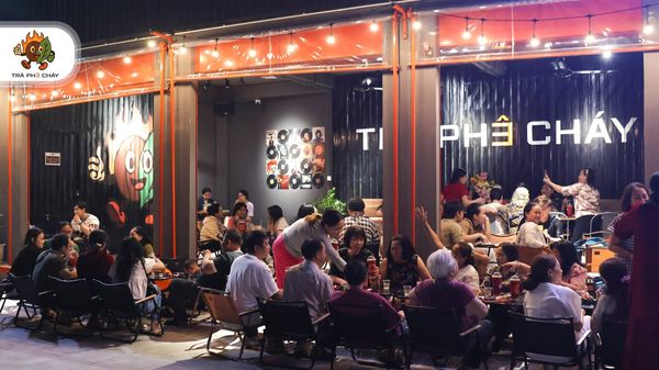 Loa quán cafe phát nhạc nền tự động cho quán TRÀ PHÊ CHÁY, Bình Thới, loa được thiết kế riêng cho quán, bật lớn không tạp âm, miễn phí công lắp đặt, bảo hành dài hạn 5 năm