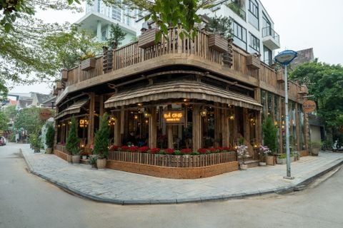 Loa quán cafe, phát nhạc nền tự động cho ĐÁ ONG Tea & Coffee, Hà Đông,  loa được thiết kế riêng cho quán, bật lớn không tạp âm, miễn phí công lắp đặt, bảo hành dài hạn 5 năm