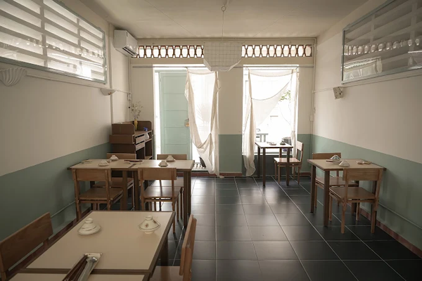 Loa cho nhà hàng chay Yukikitchen, Quận 1, loa được thiết kế riêng cho quán, bật lớn không tạp âm, miễn phí công lắp đặt, bảo hành dài hạn 5 năm