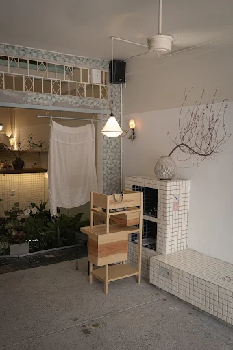 Loa cho nhà hàng chay Yukikitchen, Quận 1, loa được thiết kế riêng cho quán, bật lớn không tạp âm, miễn phí công lắp đặt, bảo hành dài hạn 5 năm