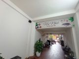 Loa treo tường phát nhạc nền cho Hạ nhỏ coffee and tea, TP.Hà Nội, loa được thiết kế riêng cho quán, bật lớn không tạp âm, miễn phí công lắp đặt, bảo hành dài hạn 5 năm