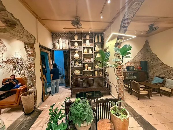 Loa quán cafe, phát nhạc nền tự động cho Tadi Cà Phê, Hà Nội, loa được thiết kế riêng cho quán, bật lớn không tạp âm, miễn phí công lắp đặt, bảo hành dài hạn 5 năm