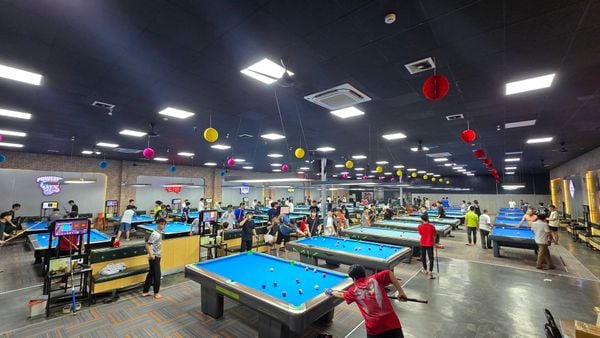 Loa billiard phát nhạc nền tự động Goldsound cho NIZ Billiards Club BKPRO, Đà Nẵng, loa được thiết kế riêng cho quán, bật lớn không tạp âm, miễn phí công lắp đặt, bảo hành dài hạn 5 năm