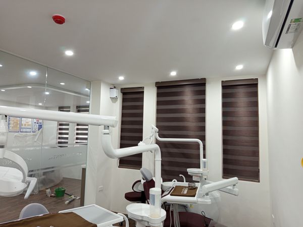 Loa không dây phát nhạc nền tự động cho Nha Khoa Sơn Tùng Premium, TP Hà Nội, loa được thiết kế riêng cho quán, bật lớn không tạp âm, miễn phí công lắp đặt, bảo hành dài hạn 5 năm