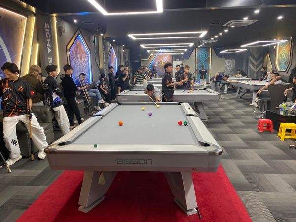 Loa treo tường phát nhạc nền cho SIGMA Billiards, Đà Nẵng, loa được thiết kế riêng cho quán, bật lớn không tạp âm, miễn phí công lắp đặt, bảo hành dài hạn 5 năm