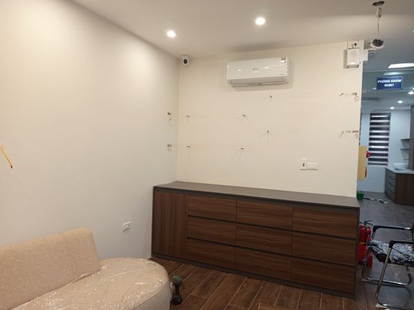 Loa không dây phát nhạc nền tự động cho Nha Khoa Sơn Tùng Premium, TP Hà Nội, loa được thiết kế riêng cho quán, bật lớn không tạp âm, miễn phí công lắp đặt, bảo hành dài hạn 5 năm