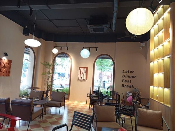 Loa không dây phát nhạc nền tự động cho Mailcoffee&tea, TP Hà Nội, loa được thiết kế riêng cho quán, bật lớn không tạp âm, miễn phí công lắp đặt, bảo hành dài hạn 5 năm