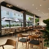 Loa treo tường cho Trung Nguyên E-Coffee Trần Văn Trà, Cần Thơ, loa được thiết kế riêng cho quán, bật lớn không tạp âm, miễn phí công lắp đặt, bảo hành dài hạn 5 năm