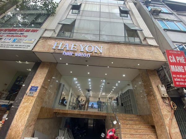 Loa treo tường phát nhạc nền cho Haeyon Hair Studio, Hà Nội, loa được thiết kế riêng cho quán, bật lớn không tạp âm, miễn phí công lắp đặt, bảo hành dài hạn 5 năm