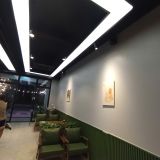 Loa treo tường phát nhạc nền cho quán LA’ COFFEE, Hà Nội, loa được thiết kế riêng cho quán, bật lớn không tạp âm, miễn phí công lắp đặt, bảo hành dài hạn 5 năm