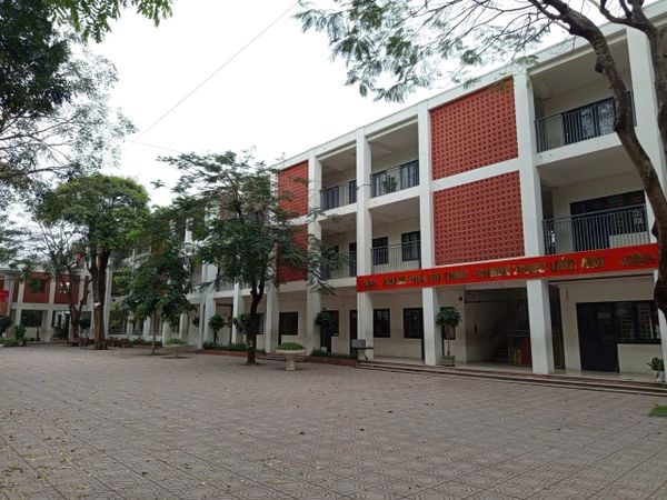 Loa cho lớp học tại Trường THCS Thư Lâm, Hà Nội, bật lớn không tạp âm, miễn phí công lắp đặt, bảo hành dài hạn 5 năm