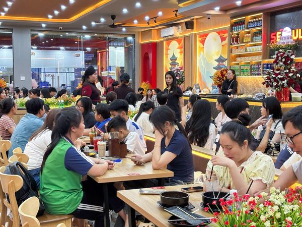 Loa treo tường, phát nhạc nền tự động cho Mì Cay SEOUL Đức Phổ, Quảng Ngãi, loa được thiết kế riêng cho quán, bật lớn không tạp âm, miễn phí công lắp đặt, bảo hành dài hạn 5 năm