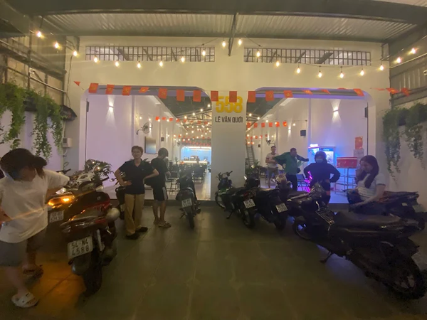 Loa treo tường, phát nhạc nền tự động cho 9199 coffee, TP HCM, loa được thiết kế riêng cho quán, bật lớn không tạp âm, miễn phí công lắp đặt, bảo hành dài hạn 5 năm