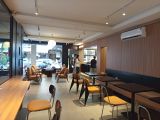 Loa treo tường phát nhạc nền cho quán Lofi Lab, Hà Nội, loa được thiết kế riêng cho quán, bật lớn không tạp âm, miễn phí công lắp đặt, bảo hành dài hạn 5 năm