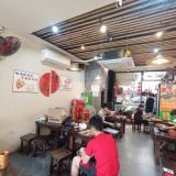 Loa treo tường phát nhạc nền cho nhà hàng Tường Viên, Hà Nội, loa được thiết kế riêng cho quán, bật lớn không tạp âm, miễn phí công lắp đặt, bảo hành dài hạn 5 năm