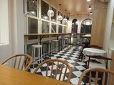 Loa treo tường phát nhạc nền cho King Coffee Thanh Niên, loa được thiết kế riêng cho quán, bật lớn không tạp âm, miễn phí công lắp đặt, bảo hành dài hạn 5 năm