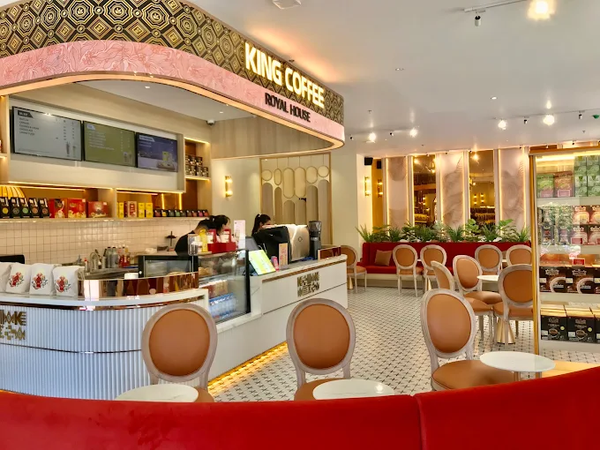 Loa treo tường phát nhạc nền cho King Coffee Royal House, Lâm Đồng, loa được thiết kế riêng cho quán, bật lớn không tạp âm, miễn phí công lắp đặt, bảo hành dài hạn 5 năm