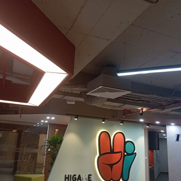 Loa thả trần phát thông báo, phát nhạc cho văn phòng HIGAME, Hà Nội, loa được thiết kế riêng cho quán, bật lớn không tạp âm, miễn phí công lắp đặt, bảo hành dài hạn 5 năm