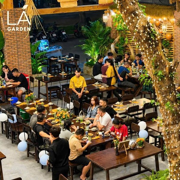 Loa hát Gold4Acoustic cho nhà hàng LÁ Garden , TP.HCM, loa được thiết kế riêng cho quán, bật lớn không tạp âm, miễn phí công lắp đặt, bảo hành dài hạn 5 năm