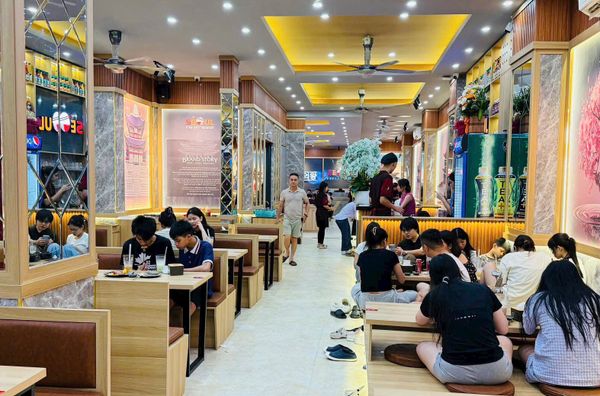 Loa treo tường phát nhạc nền cho nhà hàng Mì Cay SEOUL Liêu Trung, Hưng Yên, loa được thiết kế riêng cho quán, bật lớn không tạp âm, miễn phí công lắp đặt, bảo hành dài hạn 5 năm