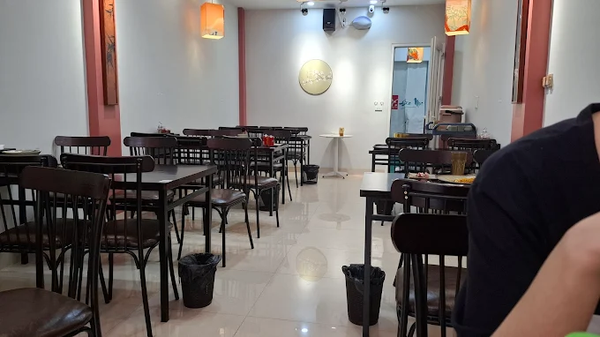 Loa treo tường không dây, phát nhạc nền cho Đào Mộc bếp quay Quảng Châu, TP.Hà Nội, loa được thiết kế riêng cho quán, bật lớn không tạp âm, miễn phí công lắp đặt, bảo hành dài hạn 5 năm