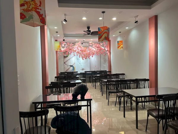 Loa treo tường không dây, phát nhạc nền cho Đào Mộc bếp quay Quảng Châu, TP.Hà Nội, loa được thiết kế riêng cho quán, bật lớn không tạp âm, miễn phí công lắp đặt, bảo hành dài hạn 5 năm