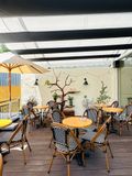 Loa treo tường không dây, phát nhạc nền cho Charmant Cafe & Gallerie, Nha Trang, loa được thiết kế riêng cho quán, bật lớn không tạp âm, miễn phí công lắp đặt, bảo hành dài hạn 5 năm
