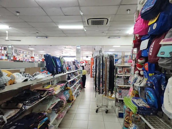 Loa âm trần thông báo, phát nhạc nền cho Hiệu Sách Hoa Hồng, TP.HCM, loa được thiết kế riêng cho quán, bật lớn không tạp âm, miễn phí công lắp đặt, bảo hành dài hạn 5 năm