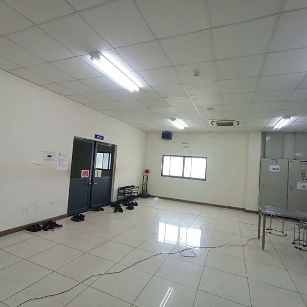 Loa treo tường thông báo, phát nhạc nền cho công ty Daiwa Plastics Thăng Long, Phú Thọ, loa được thiết kế riêng cho quán, bật lớn không tạp âm, miễn phí công lắp đặt, bảo hành dài hạn 5 năm
