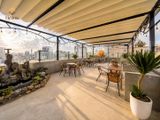 Loa treo tường phát nhạc nền cho Hélios Sky View Cafe, TP. Hà Nội, loa được thiết kế riêng cho quán, bật lớn không tạp âm, miễn phí công lắp đặt, bảo hành dài hạn 5 năm