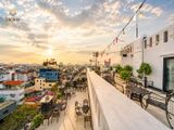 Loa treo tường phát nhạc nền cho Hélios Sky View Cafe, TP. Hà Nội, loa được thiết kế riêng cho quán, bật lớn không tạp âm, miễn phí công lắp đặt, bảo hành dài hạn 5 năm