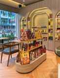 Loa treo tường phát nhạc nền cho King Coffee Hàng Bún, Hà Nội, loa được thiết kế riêng cho quán, bật lớn không tạp âm, miễn phí công lắp đặt, bảo hành dài hạn 5 năm