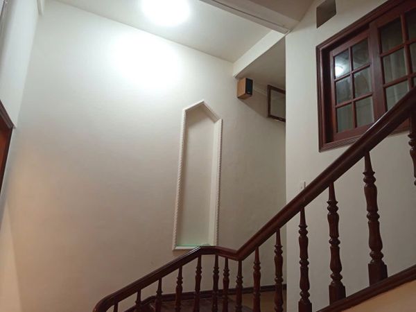 Loa treo tường phát nhạc nền cho DU NHIÊN FLAGSHIP SPACE, TP. Hà Nội, loa được thiết kế riêng cho quán, bật lớn không tạp âm, miễn phí công lắp đặt, bảo hành dài hạn 5 năm
