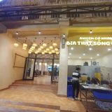 Loa treo tường phát nhạc nền cho nhà hàng Trâu HP - Trâu nước Miền Tây, Hà Nội, loa được thiết kế riêng cho quán, bật lớn không tạp âm, miễn phí công lắp đặt, bảo hành dài hạn 5 năm