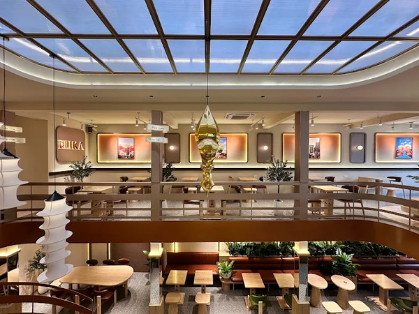 Loa treo tường phát nhạc nền cho ELIKA Tea & Café, Biên Hoà, loa được thiết kế riêng cho quán, bật lớn không tạp âm, miễn phí công lắp đặt, bảo hành dài hạn 5 năm