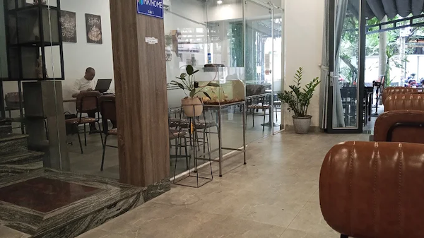 Loa treo tường phát nhạc nền cho VŨ cà phê, TP.HCM, loa được thiết kế riêng cho quán, bật lớn không tạp âm, miễn phí công lắp đặt, bảo hành dài hạn 5 năm