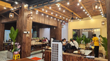 Loa treo tường phát nhạc nền cho Tiệm Lẩu Bò Trong Hẻm, TP HCM, loa được thiết kế riêng cho quán, bật lớn không tạp âm, miễn phí công lắp đặt, bảo hành dài hạn 5 năm