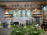 Loa treo tường phát nhạc nền cho The 80’s icafe, Cần Thơ, loa được thiết kế riêng cho quán, bật lớn không tạp âm, miễn phí công lắp đặt, bảo hành dài hạn 5 năm