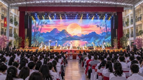 Màn hình LED Sân khấu trong nhà, ngoài trời - BH 5 năm