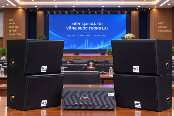 Dàn loa treo tường: Amply A918 + 4 V130, Amply hai vùng âm lượng, loa được thiết kế riêng, bật lớn không tạp âm, miễn phí công lắp đặt, bảo hành dài hạn 5 năm.